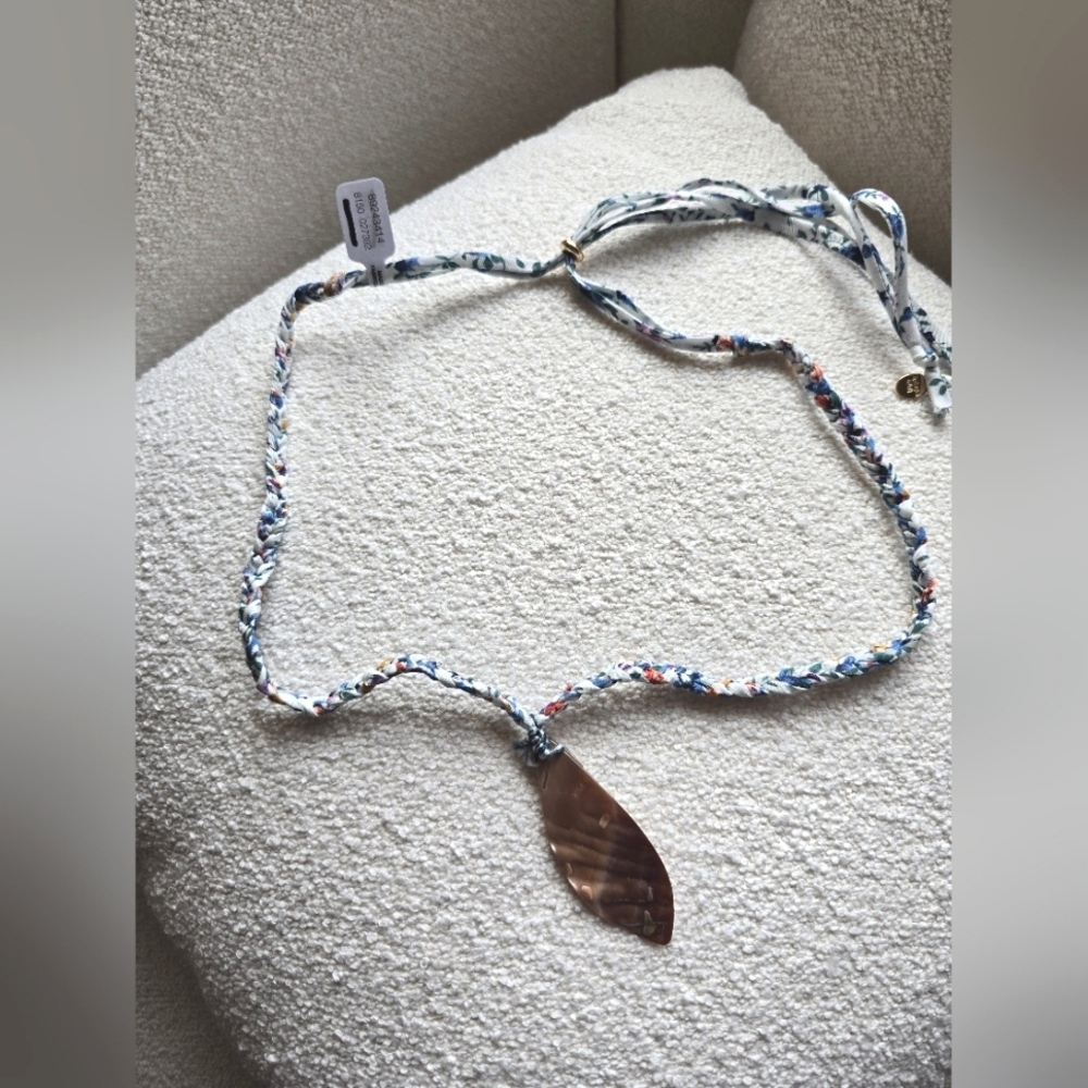 Ariana Ost (@ Free People), The Era Strand Necklace, Blue/White/Shell -NEW!!! - Picture 5 of 11